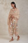 Buy_Sue Mue_Beige Handwoven Pure Chanderi Embroidered Aima Kurta Pant Set _at_Aza_Fashions
