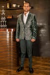 Buy_Decemberbyvivek_Green Velvet Hand Embroidery Sequin Embellished Blazer And Pant Set  _at_Aza_Fashions