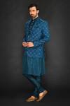Buy_Sammohan Ceremonial_Green Vis Silk Embroidery Thread Textured Pattern Blazer And Kurta Set_at_Aza_Fashions