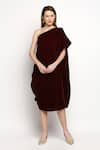 Buy_Monk & Mei_Maroon Velvet Plain One Shoulder Shakira Draped Dress _at_Aza_Fashions