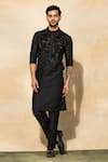 Buy_Diyarajvvir_Black Cotton Embroidery Diamond Pattern Kurta Set _at_Aza_Fashions