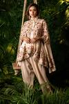 Buy_Pallavi Poddar_Ivory Dupion Embroidery Thread And Pearls Collared Neck Floral Cape & Pant Set _at_Aza_Fashions