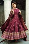 Buy_Safaa_Maroon Vegan Silk Lining Shantoon Woven Floral The Anaabi Sitara Anarkali Set _at_Aza_Fashions