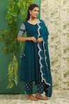 Buy_Alaya Advani_Blue Cotton Embroidery Mirror V Neck Sleeve Kurta Set _at_Aza_Fashions