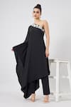 Buy_Aakaar_Black Moss Crepe Plain Crystal Shawl One Shoulder Asymmetrical Kaftan Pant Set _at_Aza_Fashions