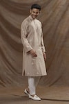 Buy_The Men's Kompany_Beige Chanderi Silk Embroidered Thread Kurta _at_Aza_Fashions