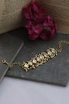 Buy_Do Taara_Gold Plated Kundan Bracelet _at_Aza_Fashions