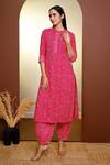 Buy_Pheeta_Pink Cotton Printed Paisley Mandarin Kurta And Pant Set _at_Aza_Fashions