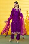 Buy_Surbhi Shah_Magenta Pure Spun Silk Embroidery Scallop Round Hem Kurta Pant Set  _at_Aza_Fashions