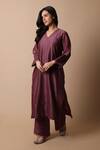 Buy_Rhua India_Purple Kurta Chanderi Embroidery Floral V Afsa Set  _at_Aza_Fashions