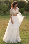 Buy_Zoon_Off White Dupatta And Lehenga Silk Organza Floral Crystal Embellished Blouse Set _at_Aza_Fashions