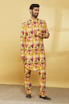 Buy_Mr. Ajay Kumar_Yellow Linen Printed Floral Patterned Kurta And Pant Set  _at_Aza_Fashions