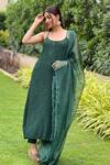 Buy_LABEL AISHWARYRIKA_Green Georgette Embroidered Chikankari Scoop Neck Kurta Set _at_Aza_Fashions