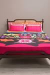 Buy_Kyoona_Multi Color 100% Cotton Printed The Monks Tangerine Geometric Bedsheet Set_at_Aza_Fashions