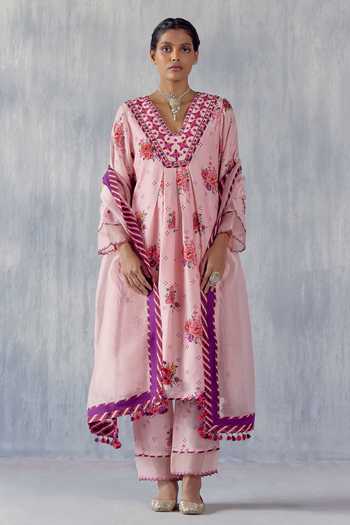 Buy_Amisha Kothari_Peach Cotton, , Organza Embroidery, Madhu Floral Print Co-ord Set _at_Aza_Fashions