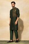 Buy Diyarajvvir Green , Satin Embroidery Arrow Pattern Kurta Set at Aza Fashions Buy_Diyarajvvir_Green , Satin Embroidery Arrow Pattern Kurta Set _at_Aza_Fashions