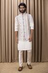 Buy_Ankit V Kapoor_Off White Cotton Silk Digital Print Floral Lakeer Bundi And Kurta Set _at_Aza_Fashions