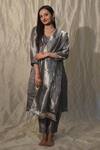 Buy_Studio Malang_Grey Tissue Round Straight Kurta Set With Gota Border Dupatta_at_Aza_Fashions