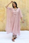 Buy_Label Niti Bothra_Pink Pure And Handwoven Banarasi Silk Embroidery Rosette V Neck Kaftan _at_Aza_Fashions