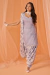 Buy_LASHKARAA_Grey Chanderi Printed Floral Sweetheart Neck Straight Kurta Set _at_Aza_Fashions