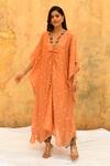 Buy_Label Niti Bothra_Peach Pure And Handwoven Banarasi Silk Embroidery Rosette V Kaftan With Palazzo_at_Aza_Fashions