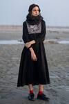 Buy_Ayaka_Black Silk Organza Stole _at_Aza_Fashions