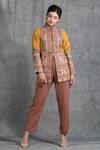 Buy_Dusala_Yellow Pashmina Thread Band Collar Royal Palace Jacket _at_Aza_Fashions