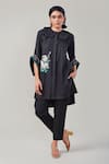 Buy_Ek Dhaaga_Black Poplin Embellished Floral Peter Pan Collar Long Shirt  _at_Aza_Fashions