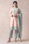 Buy_Thetaa_Pink Chanderi Silk Printed Geometrical Mandarin Placement Kurta Pant Set _at_Aza_Fashions