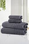 Buy_Houmn_Placid Tufted Towel Set_at_Aza_Fashions