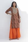 Buy_Nadima Saqib_Brown Crepe Printed Paisley Notched Embroidered And Kurta _at_Aza_Fashions