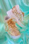 Buy_Chal Jooti_White Embellished Dazzling Damsel Sequin Wedding Sneakers _at_Aza_Fashions