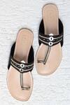 Buy_Sandalwali_Black Lexie Braided Leather Kolhapuri Sandals_at_Aza_Fashions