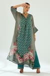 Buy_Rajdeep Ranawat_Green Silk Printed Geometric V Neck Banera Kimono Tunic _at_Aza_Fashions