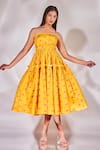 Buy_Senren by Eshana Raut_Yellow Cotton Geometric Straight Pattern Dress _at_Aza_Fashions
