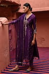 Buy_Deep Thee_Purple Chanderi Embroidery Kalyani Boota V Neck Kurta Set _at_Aza_Fashions