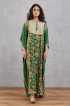 Buy_Torani_Green Cotton Silk, Handwoven Chanderi Round Panna Madno Kaftan _at_Aza_Fashions