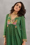 Buy_Torani_Green Kurta, Pant  Handwoven Chanderi And Cotton Silk Pant Panna Gohar & Set _Online_at_Aza_Fashions