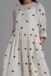 MATI_Off White Pure Linen Embroidered Heart Motif Round Teen Patti Tunic _Online_at_Aza_Fashions