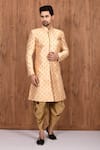 Buy_Aryavir Malhotra_Peach Jacquard Silk Woven Leaf Motifs Sherwani Set _at_Aza_Fashions