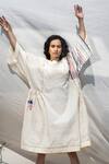 Buy_Dhaari_White 100% Cotton Handwoven Dress With Inner _at_Aza_Fashions
