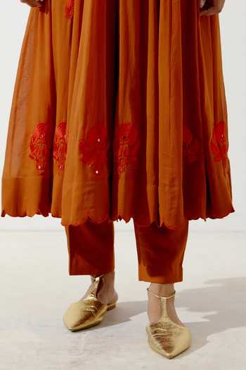 Label Earthen_Brown Cotton Mul Floral V Neck Aprajita Anarkali And Pant Set _at_Aza_Fashions