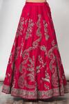 JAYANTI REDDY_Red Embroidered Floral Leaf Neck Lehenga Set  _at_Aza_Fashions