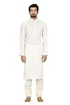 Aryavir Malhotra_White Linen Kurta Set _Online_at_Aza_Fashions