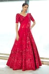 Buy_Riantas_Red Embroidered Floral V Neck Bridal Lehenga Set _Online_at_Aza_Fashions