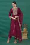 Buy_Asaga_Maroon Embroidered Thread Notched Kurta Pant Set _at_Aza_Fashions