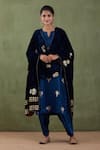 Buy_Abbaran_Blue Silk Velvet Foil Print Shawl _at_Aza_Fashions