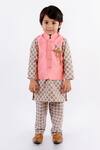 Buy_Lil Angels_Peach Muslin Brooches Bundi And Floral Printed Kurta Set _at_Aza_Fashions