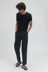 Buy_Terra Luna_Black 100% Organic Handloom Oxford Cotton Larvotto Pleated Pant _at_Aza_Fashions