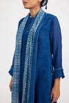 Buy_Jayati Goenka_Blue Natural Dyed Plain Mandarin Collar Kurta Set With Hand Block Print Stole _Online_at_Aza_Fashions